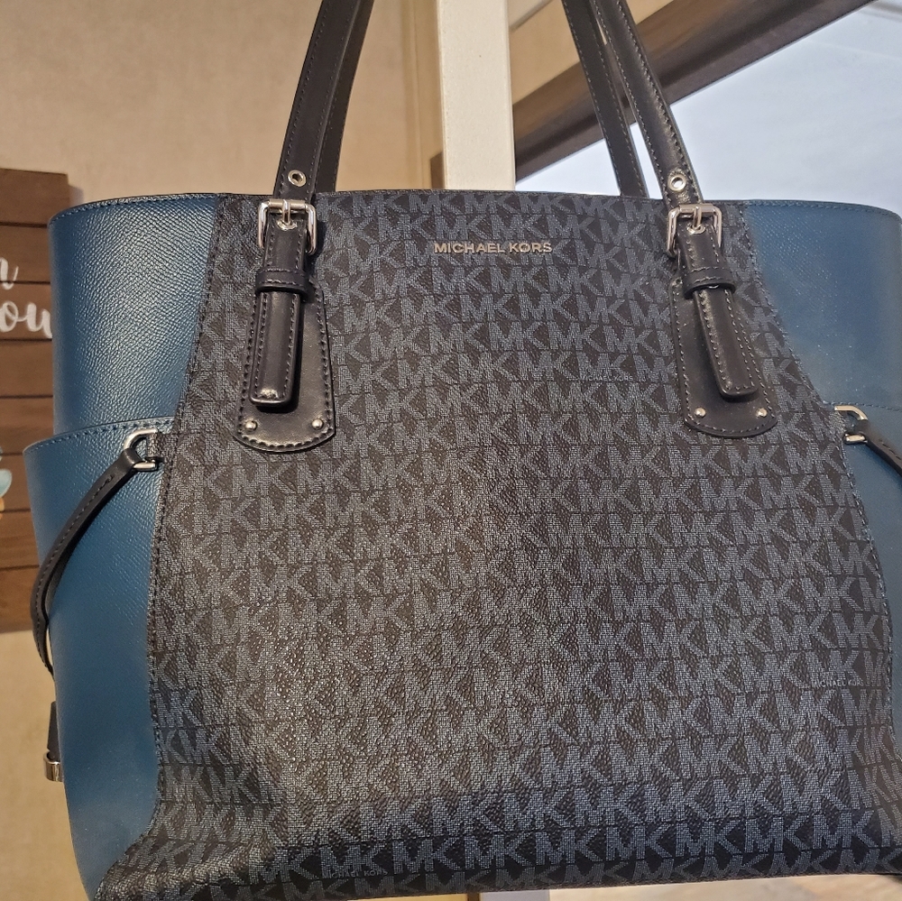 Michael Kors Tote